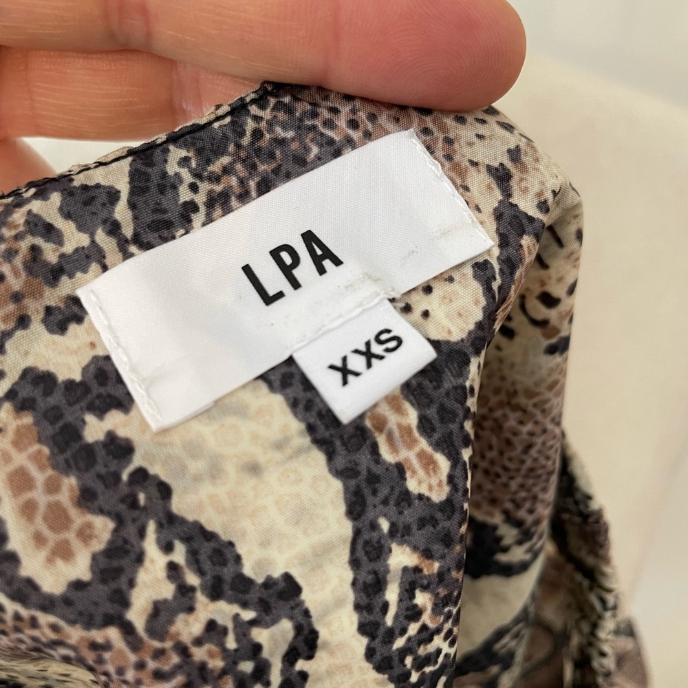 LPA REVOLVE Rara Snakeskin Ruffle Cropped Top - Picture 11 of 14
